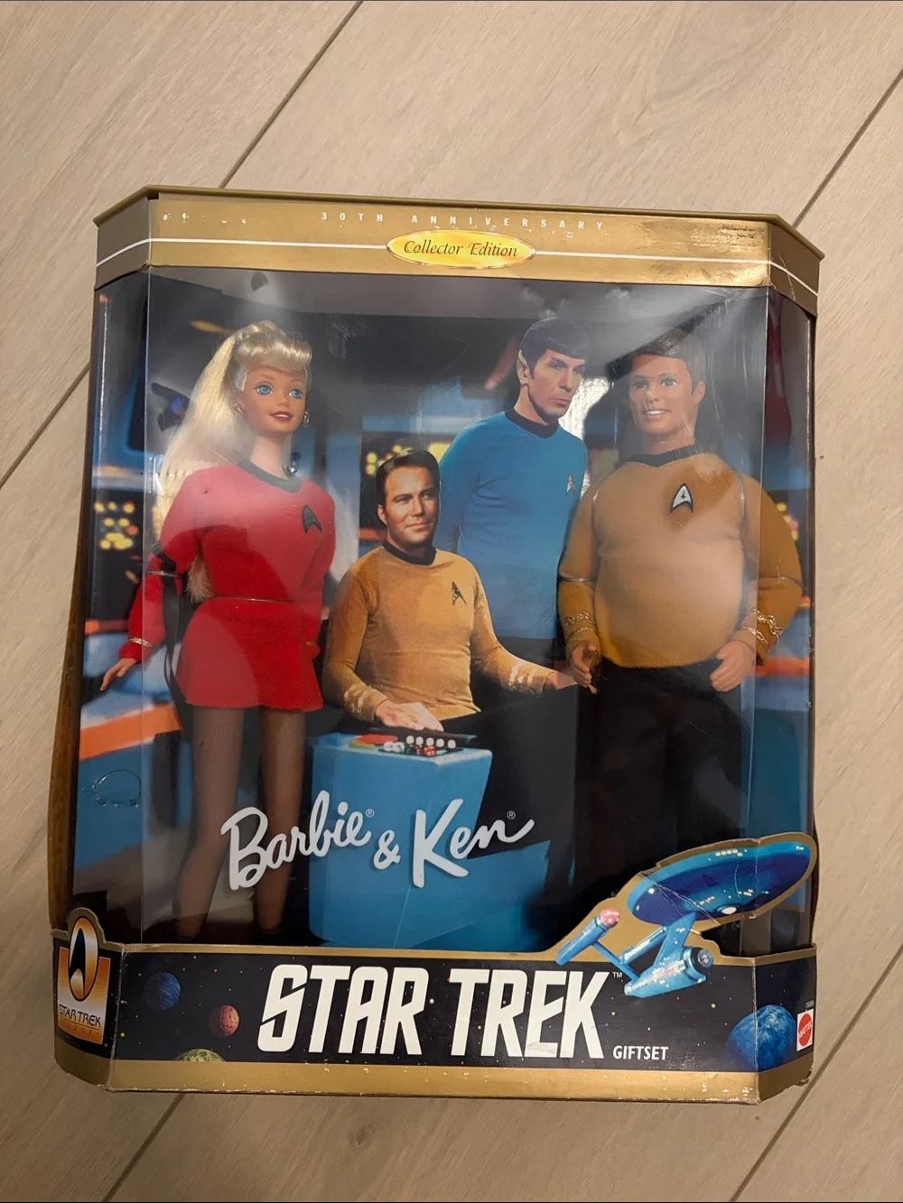 Star Trek Collector Edition Giftset - Red & Gold